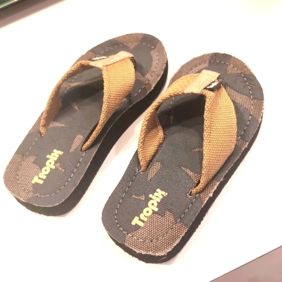 Tropix Canvas Army Green Flip Flips Size 1 - Picture 2 of 9